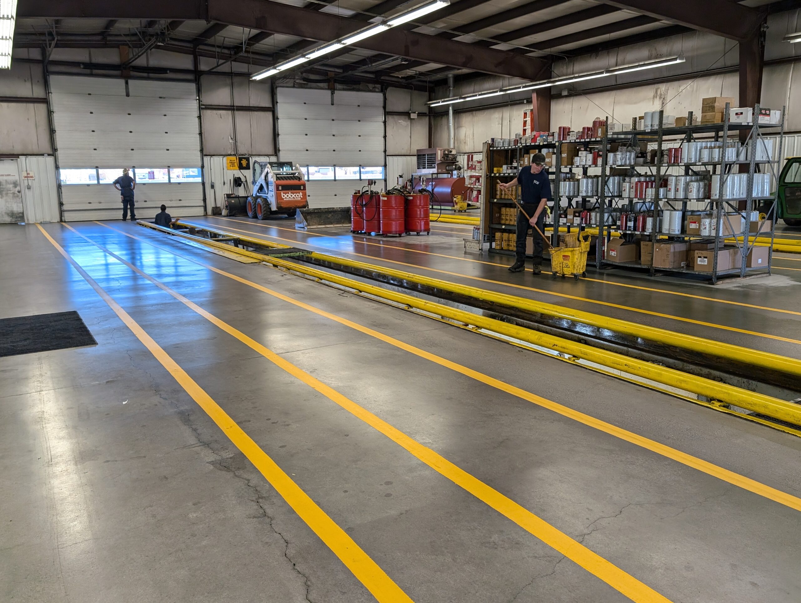 Semi Truck and RV wash & oil change